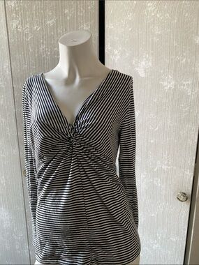 Kenneth Cole Black & White Striped Twist-Front Long Sleeve Top